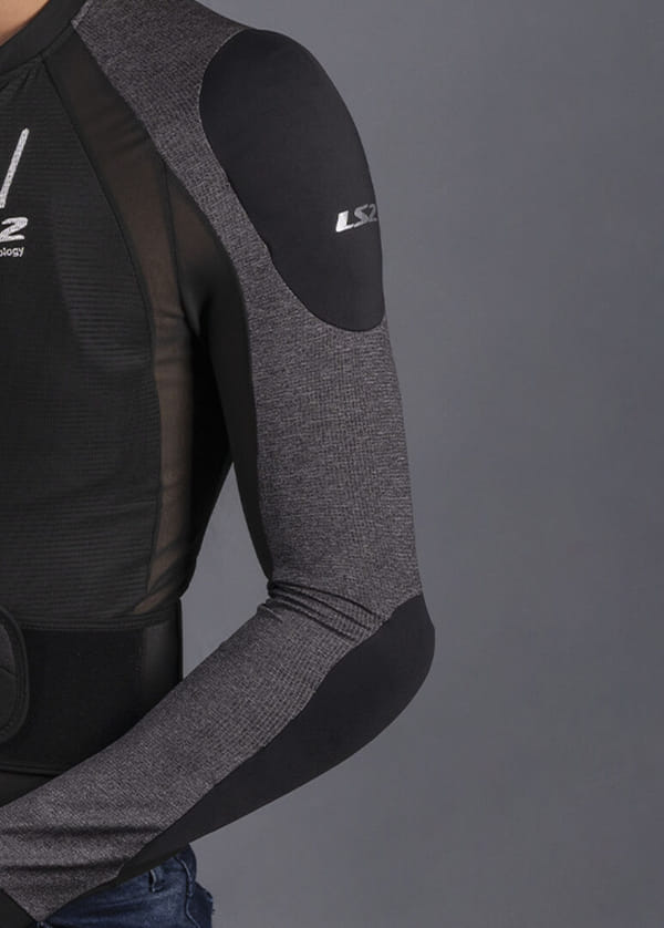 Coderas de refuerzo en la chaqueta LS2 X-Armor